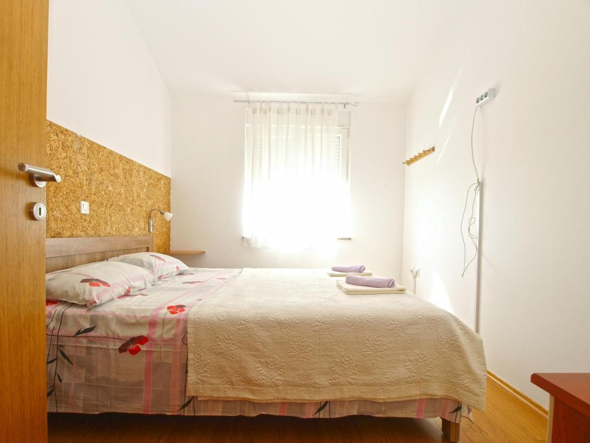Apartments Majda 1932 法扎纳 外观 照片