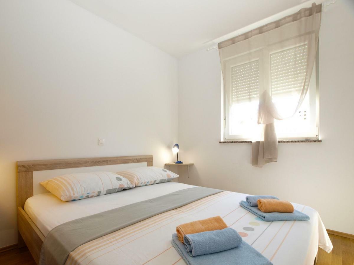 Apartments Majda 1932 法扎纳 外观 照片
